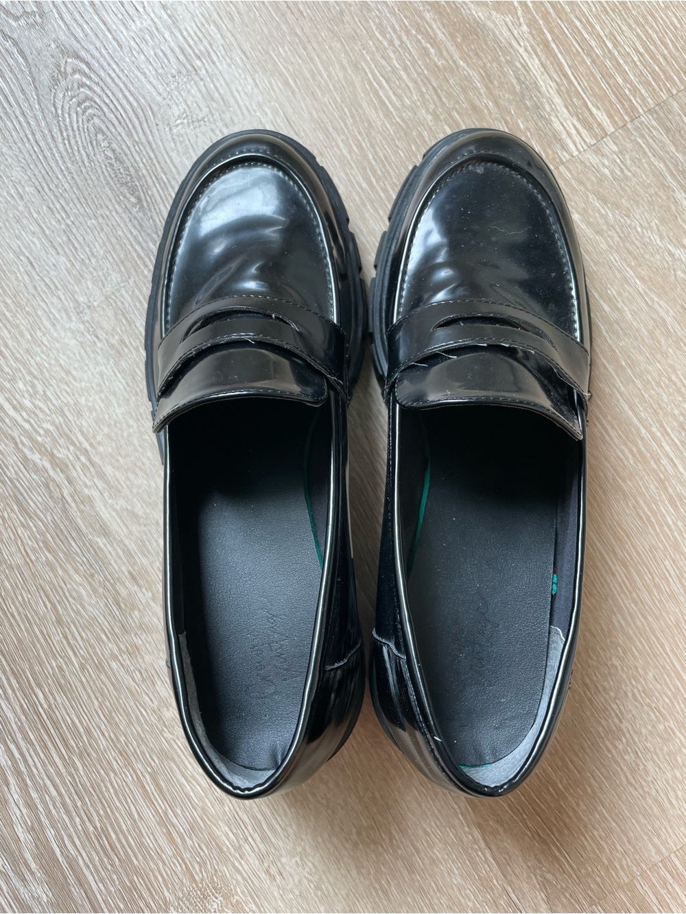 Crown Vintage Black Platform Loafers